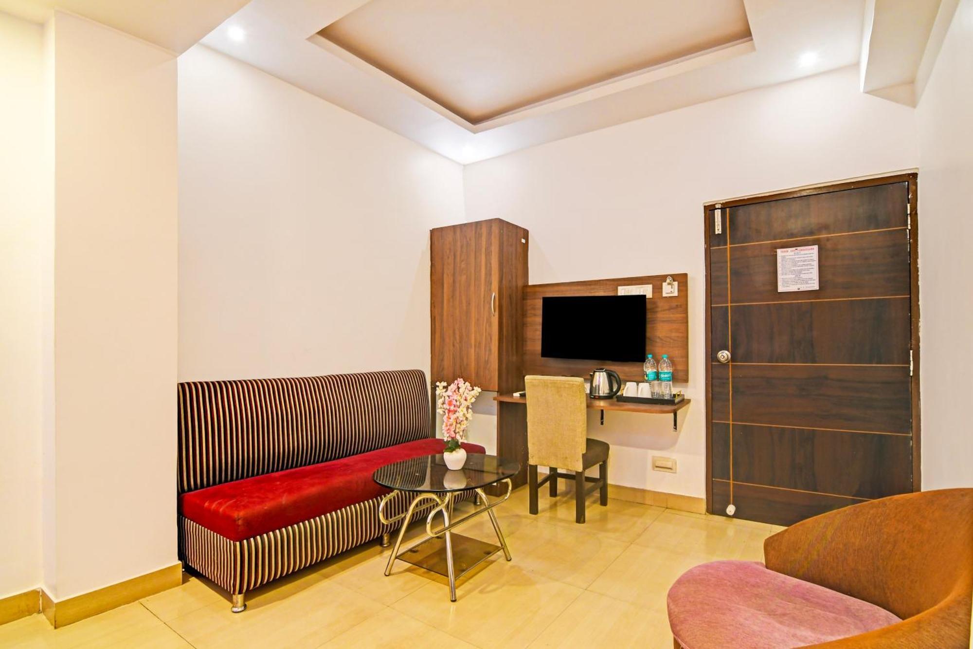 Super Hotel O Baguiati Nagarbazar Экстерьер фото