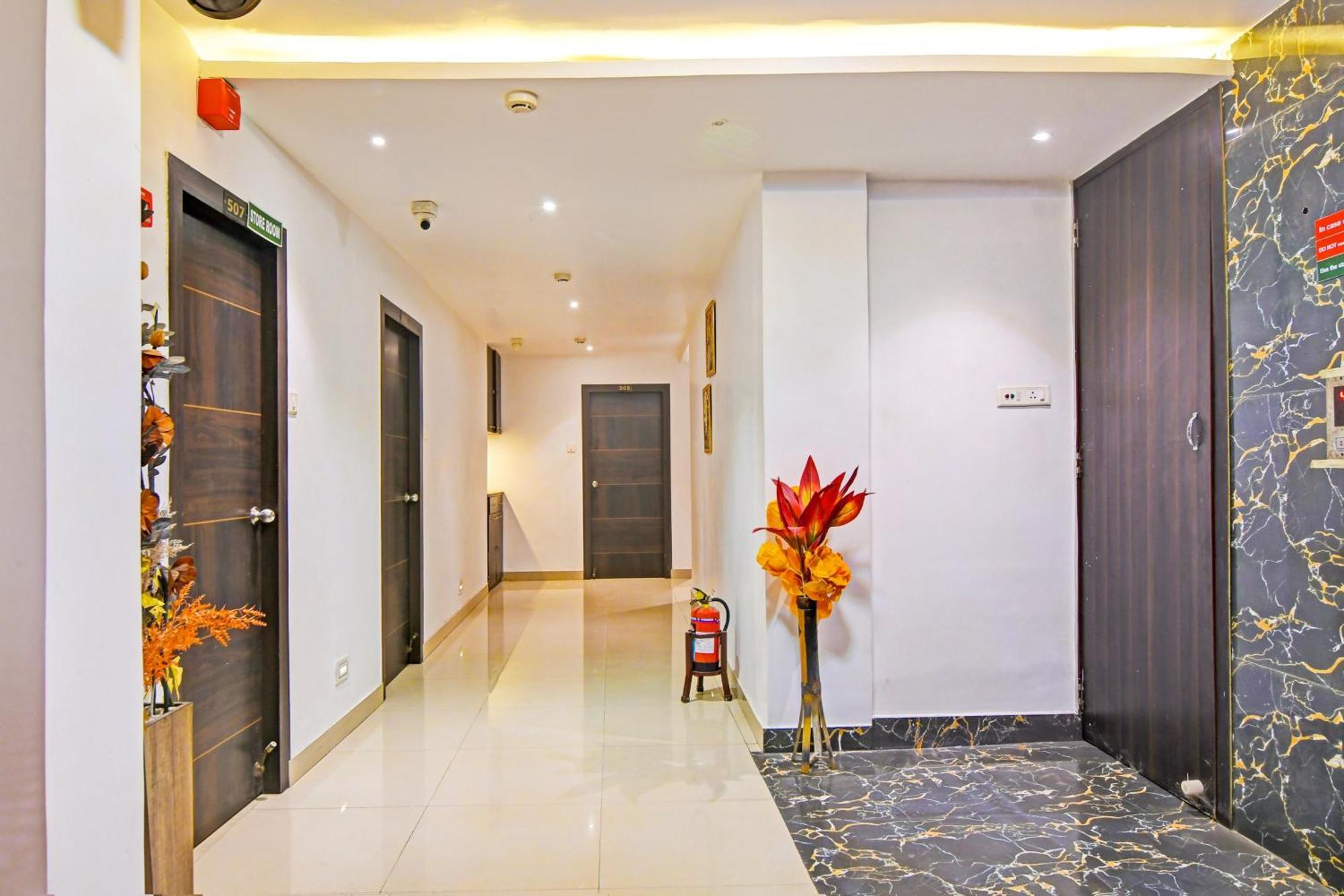 Super Hotel O Baguiati Nagarbazar Экстерьер фото